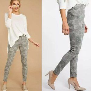Spanx Jean-ish Leggings in Stone Wash Camo Size XL